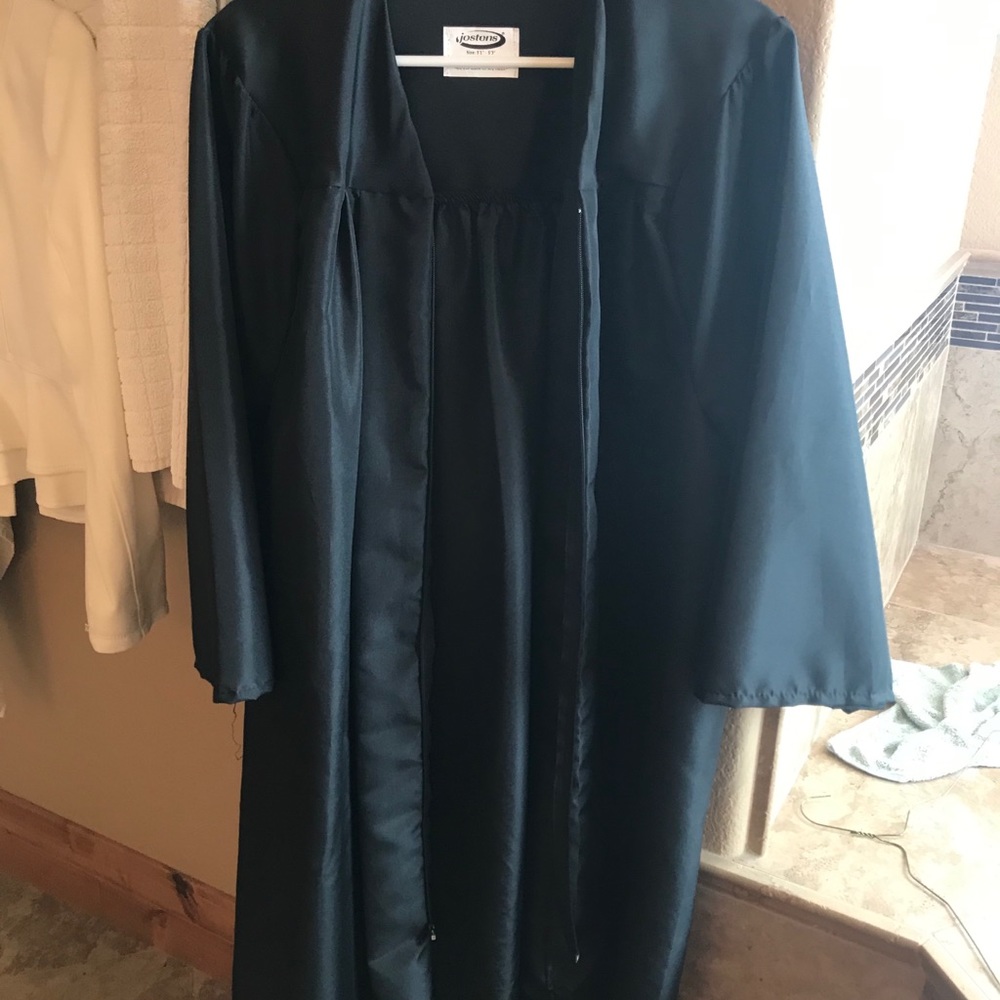 Black Graduation Gown